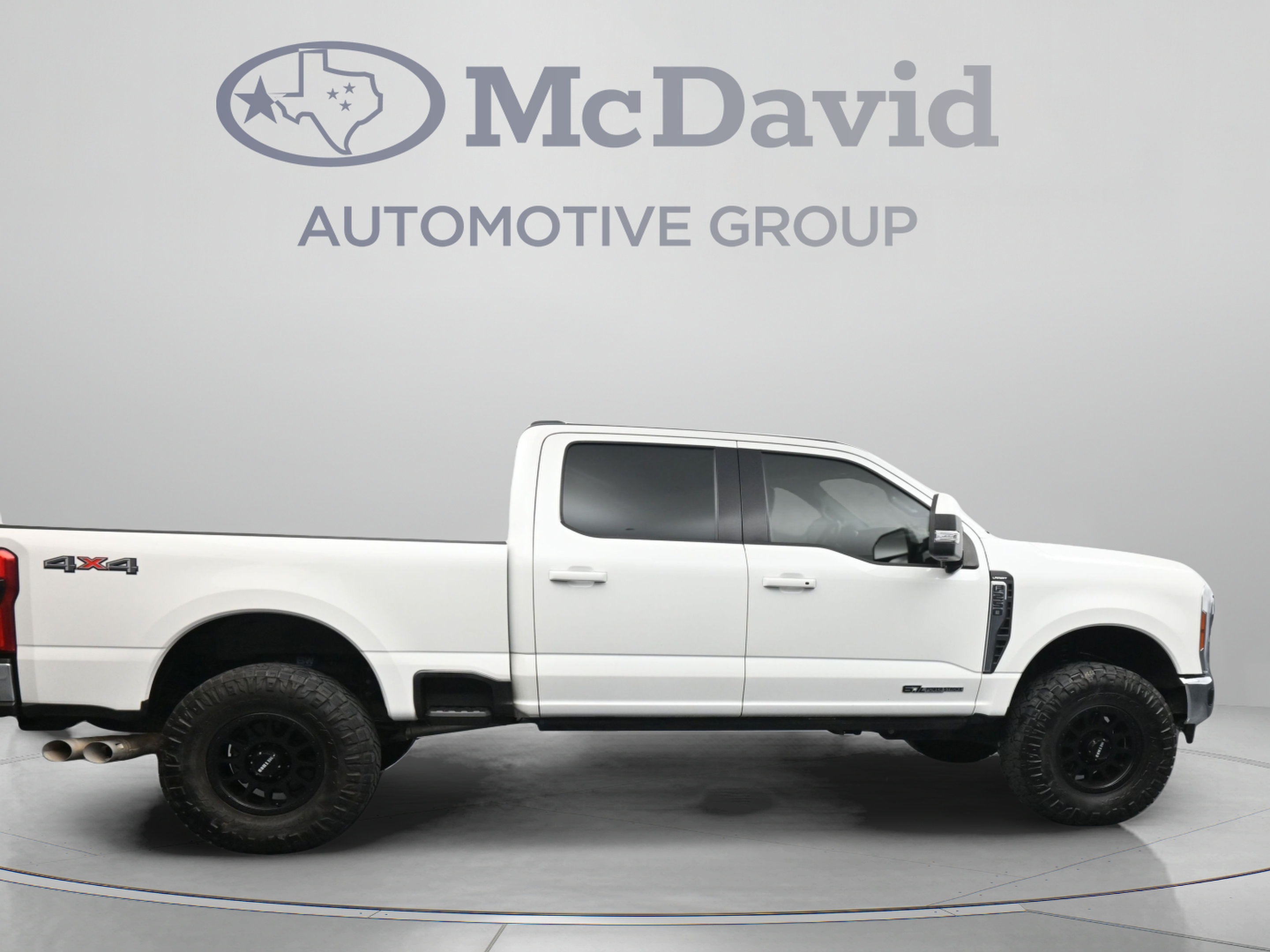 Used 2023 Ford F250 Lariat w/ Snow Plow/Camper Package AWD/4WD image 9