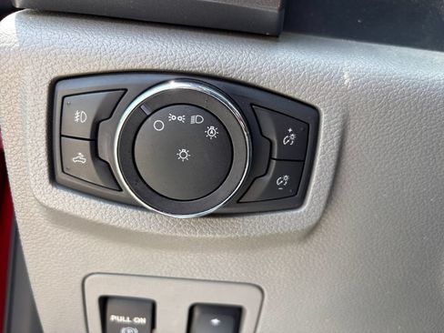 Used 2018 Ford F150 XLT w/ Equipment Group 302A Luxury AWD/4WD image 18