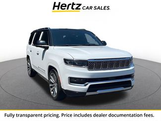 Used 2023 Jeep Grand Wagoneer Series II AWD/4WD video 1
