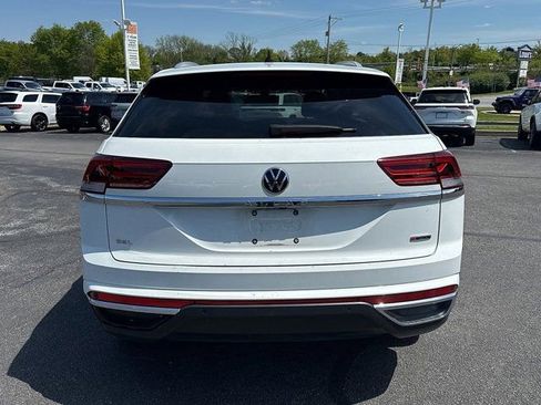Certified 2022 Volkswagen Atlas Cross Sport SEL AWD/4WD image 7