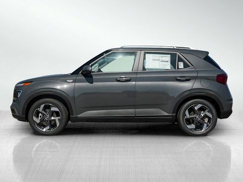 New 2026 Hyundai Venue SEL FWD image 4