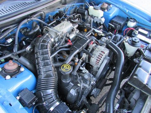 Used 2000 Ford Mustang GT RWD image 20