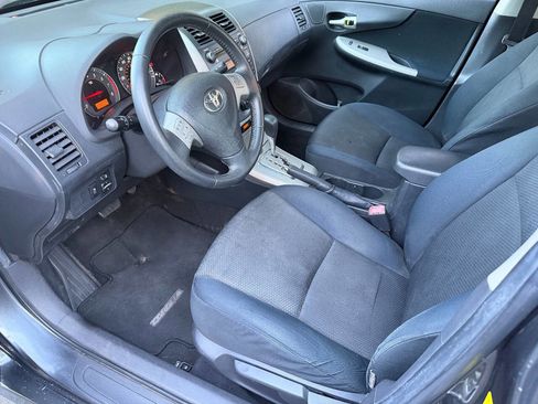 Used 2010 Toyota Corolla S image 12