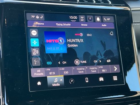 New 2025 Jeep Grand Cherokee Altitude image 18