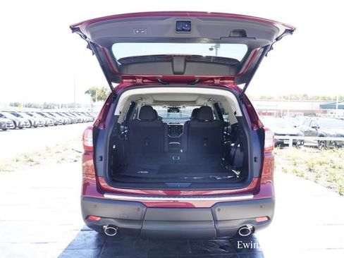 New 2025 Subaru Ascent Touring image 17