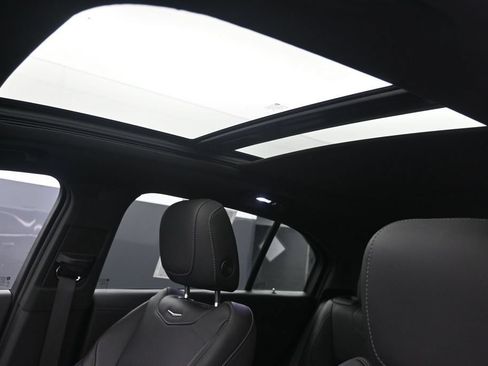 Certified 2023 Cadillac XT4 Premium Luxury FWD image 12