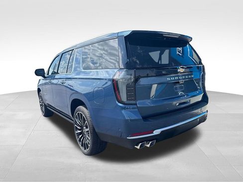 New 2026 Chevrolet Suburban High Country AWD/4WD image 4
