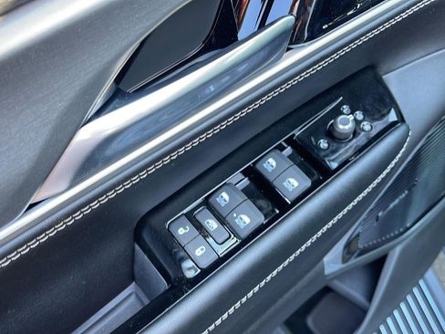 New 2026 Jeep Grand Wagoneer Limited AWD/4WD image 12