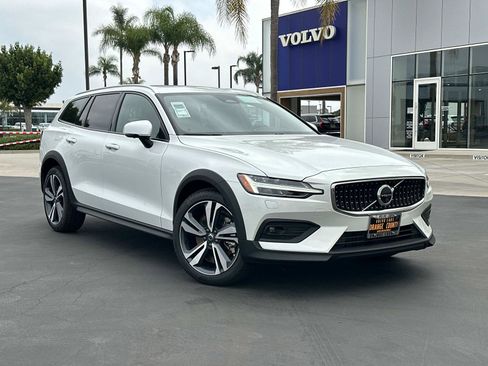 New 2026 Volvo V60 B5 Cross Country Plus w/ Climate Package image 1
