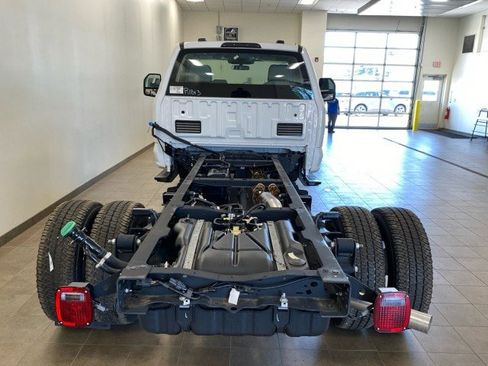 New 2024 Ford F350 XL w/ XL Chrome Package image 6