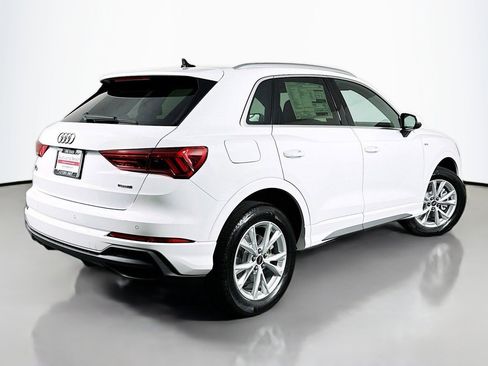 Used 2025 Audi Q3 2.0T Premium w/ Convenience Package image 14