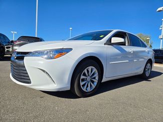 Used 2017 Toyota Camry LE video 2