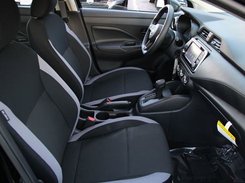 Used 2025 Nissan Versa S w/ S Plus Package image 32