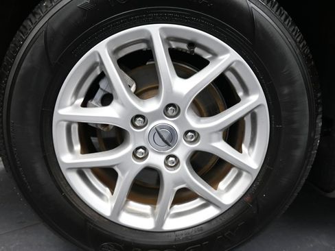 Used 2025 Chrysler Pacifica Select FWD image 33