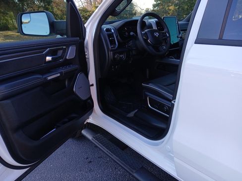 Certified 2025 RAM 1500 Laramie w/ Night Edition image 8