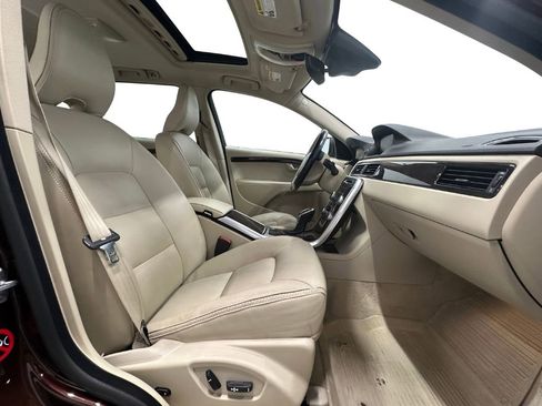 Used 2016 Volvo XC70 T5 Premier w/ Protection Package image 19