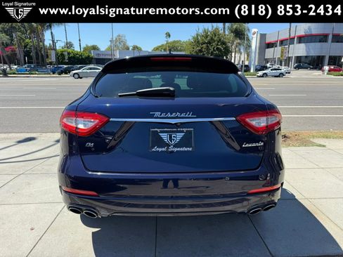 Used 2019 Maserati Levante image 6