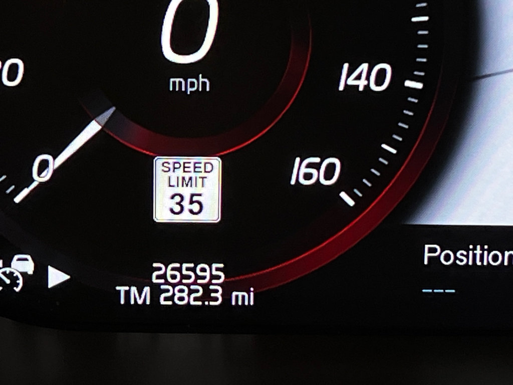 Used 2021 Volvo XC60 T8 Inscription w/ Advanced Package AWD/4WD image 17