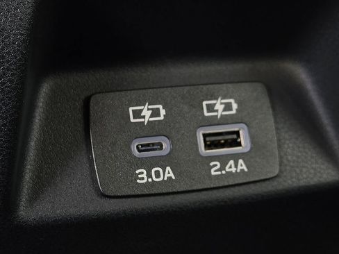 Certified 2025 Subaru Crosstrek 2.5i Sport w/ Crosstrek Mirror Package image 11