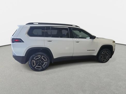 New 2026 Jeep Cherokee Laredo AWD/4WD image 4