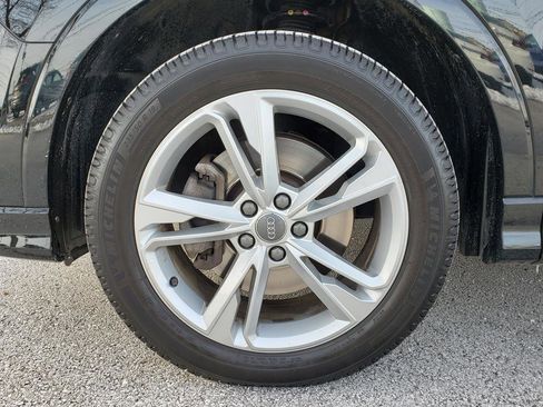 Used 2020 Audi Q3 2.0T Premium w/ Convenience Package image 27