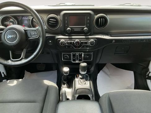 Used 2018 Jeep Wrangler Unlimited Sport S AWD/4WD image 11