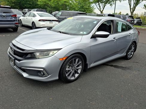 Certified 2019 Honda Civic EX image 3