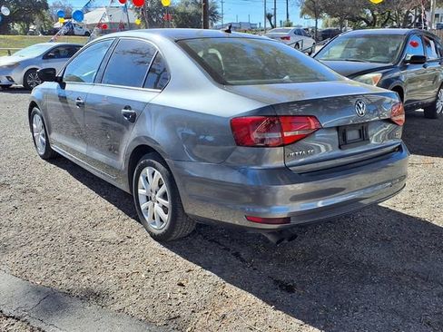 Used 2015 Volkswagen Jetta SE FWD image 5