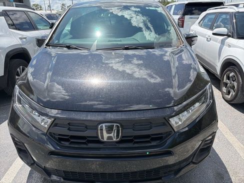 Used 2025 Honda Odyssey Sport-L image 3