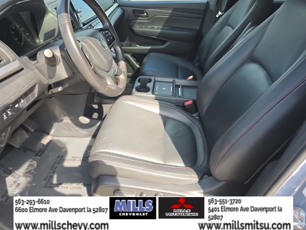 Used 2025 Honda Odyssey Sport-L image 13