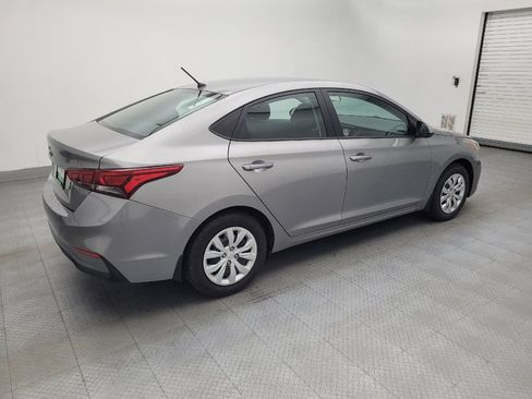 Used 2021 Hyundai Accent SE FWD image 10