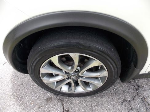 Used 2012 Nissan Juke SL w/ Sport Pkg image 27