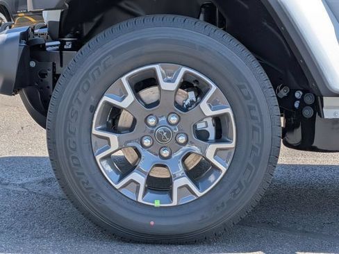 New 2026 Jeep Gladiator Sport AWD/4WD image 13