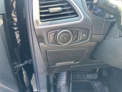 Used 2023 Ford Edge SEL AWD/4WD image 14