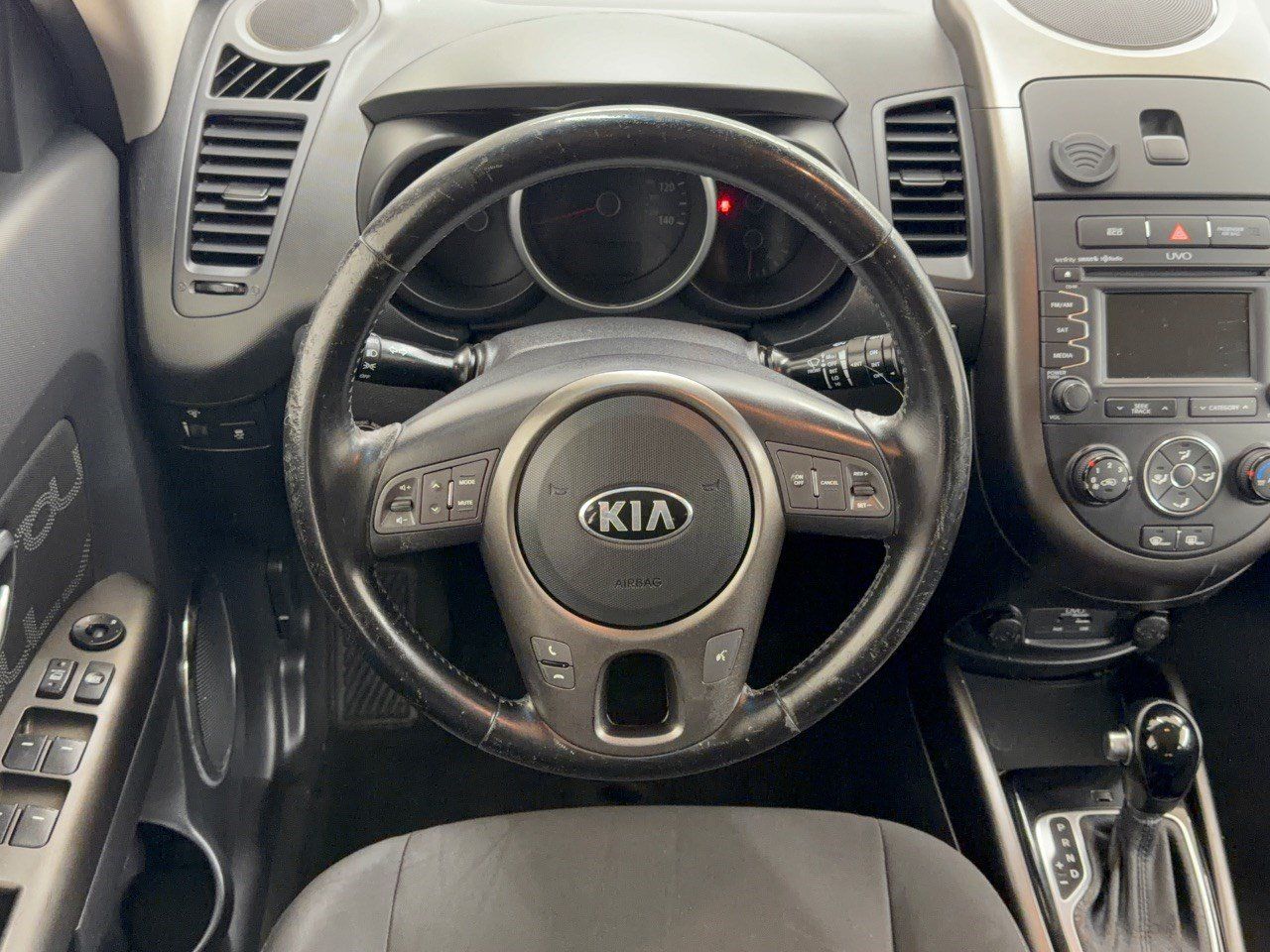 Used 2013 Kia Soul + w/ Audio Pkg FWD image 10