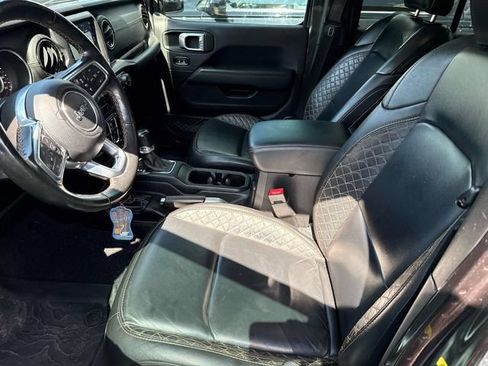 Used 2020 Jeep Wrangler Unlimited Sahara AWD/4WD image 14
