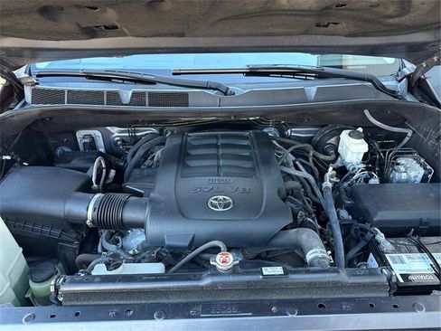 Used 2018 Toyota Tundra SR5 image 26