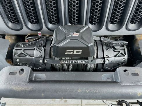 Used 2012 Jeep Wrangler Unlimited Sport AWD/4WD image 31