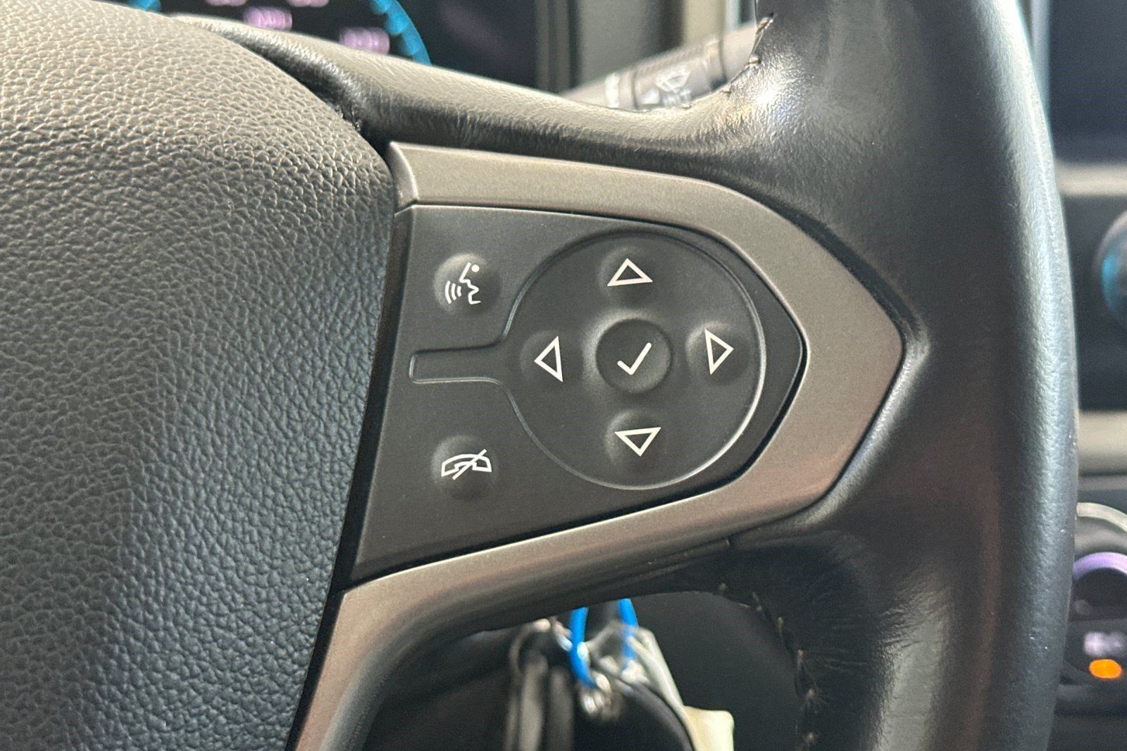 Used 2016 Chevrolet Colorado Z71 AWD/4WD image 29