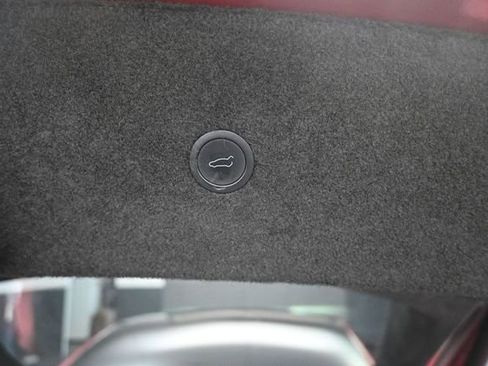 Used 2024 Tesla Model S AWD/4WD image 19