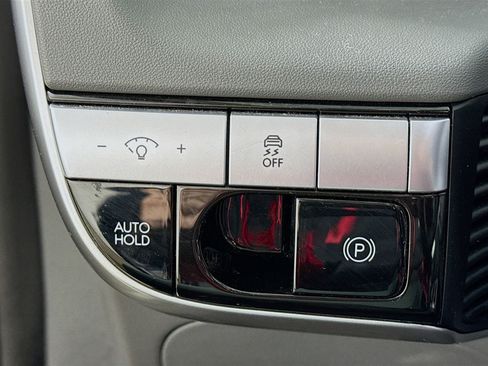 Used 2022 Hyundai Ioniq 5 SE image 13