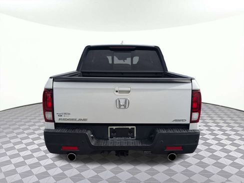 Used 2022 Honda Ridgeline Black Edition image 4