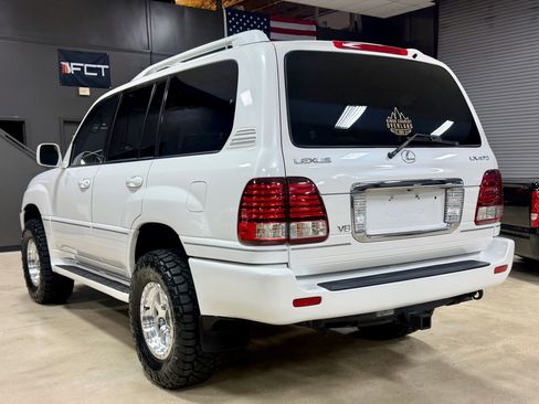 Used 2006 Lexus LX 470 4WD w/ Preferred Accessory Pkg image 7