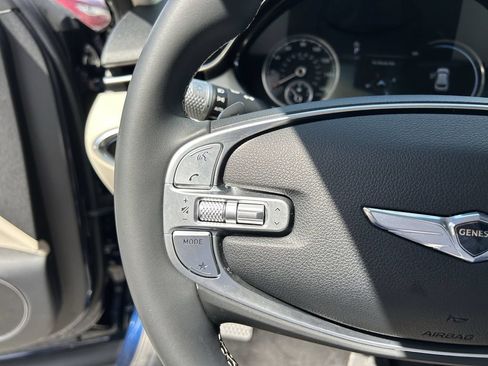 Used 2022 Genesis GV70 2.5T AWD/4WD image 31