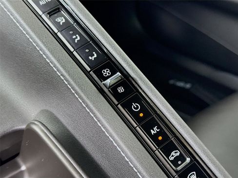 Used 2021 Chevrolet Corvette Stingray Preferred Conv w/ Battery Protection Package image 15