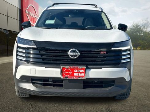 New 2026 Nissan Kicks SR image 11