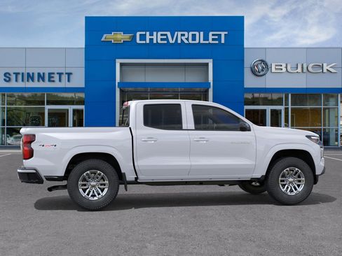 New 2025 Chevrolet Colorado LT w/ LT Convenience Package image 22