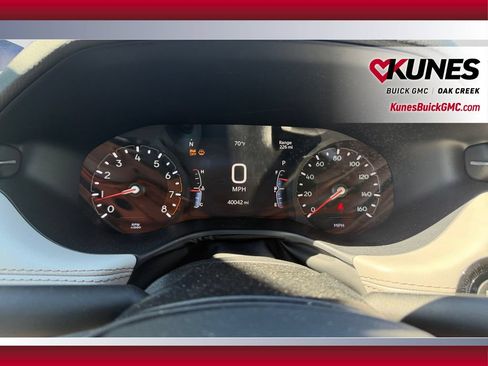 Used 2025 Jeep Compass Limited AWD/4WD image 13