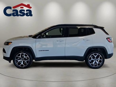 Used 2025 Jeep Compass Limited AWD/4WD image 28