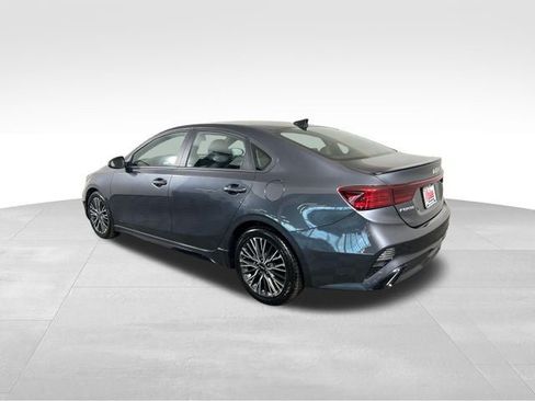 Used 2023 Kia Forte GT-Line w/ GT-Line Technology Package FWD image 4